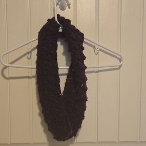 Elegant Maroon Knit Infinity Scarf